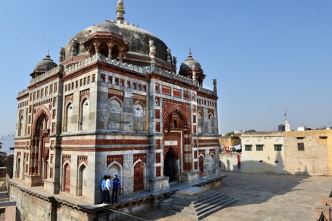 grasshopper yatra Image