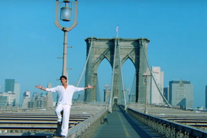 grasshopper yatra Image