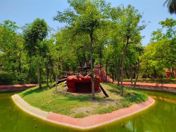grasshopper yatra Image