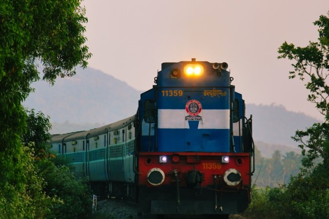 grasshopper yatra Image