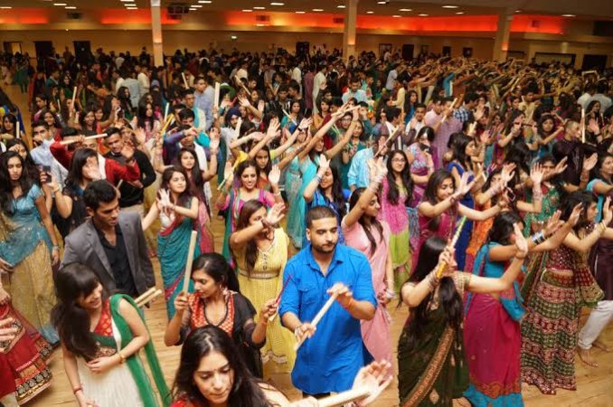 grasshopper yatra Image