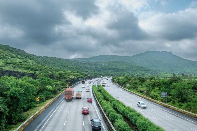 grasshopper yatra Image