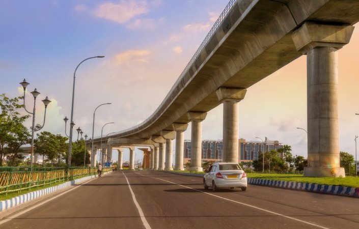 grasshopper yatra Image